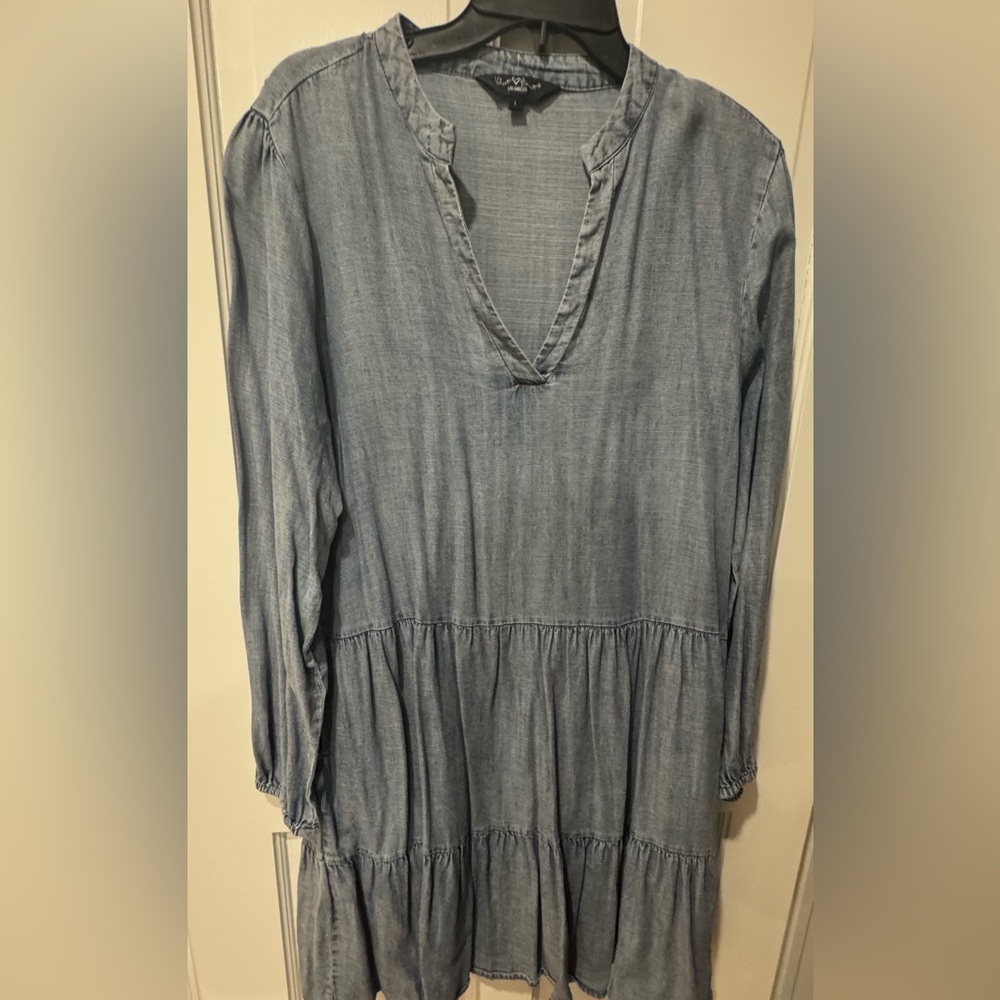 Velvet Heart Light Blue Chambray Tiered V-Neck Tunic